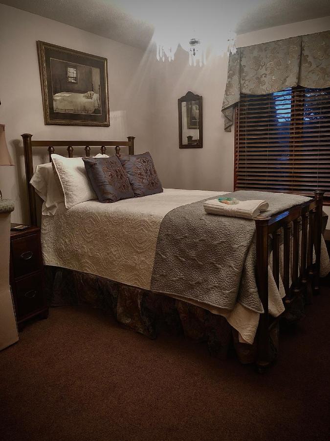 Winnie'S Bed & Breakfast Lawrenceburg Eksteriør billede